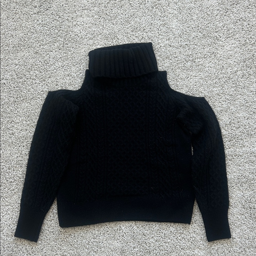Theory Wool Cold‑Shoulder Turtleneck Sweater – Luxury Knit – Women’s SP